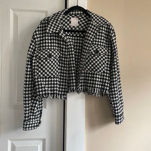 cropped houndstooth frayed hem shacket